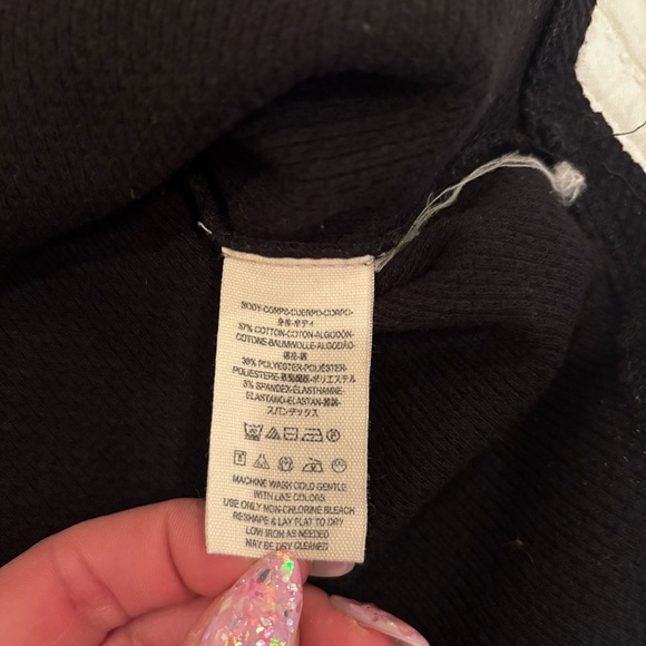 Free People Thermal Waffle Knit Lace Cuff Curved Hem Faded Black Women's Size M - Picture 12 of 12